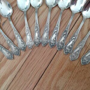Vintage Demitasse Spoons Art Nouveau Lily Floral Set of 11 Silver Tone